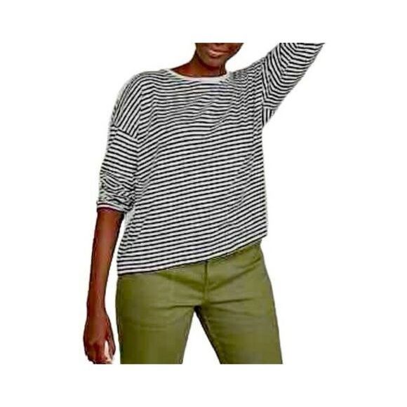 ✨Elizabeth and James White French Terry Stripe Sz XL Top✨ - Picture 1 of 6